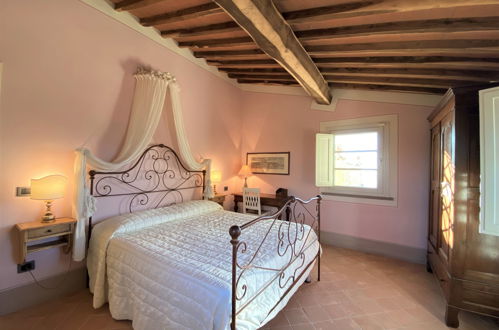 Foto 38 - Haus mit 7 Schlafzimmern in Montecatini Val di Cecina mit privater pool und garten