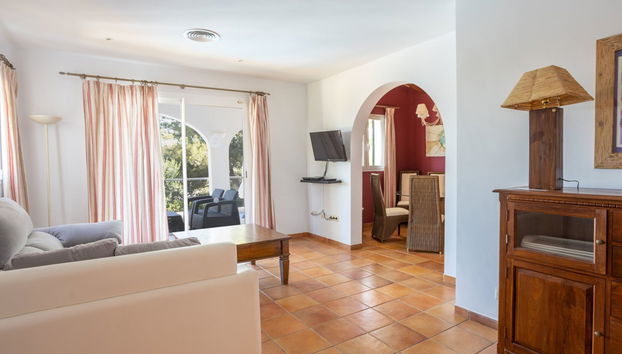 4 bedroom House in Alaior with private pool and garden - Photo 3