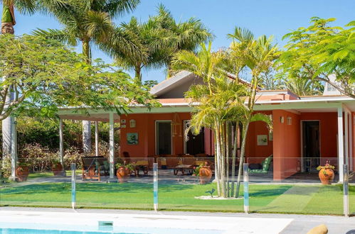 Photo 1 - Maison de 4 chambres à San Bartolomé de Tirajana avec piscine privée et jardin