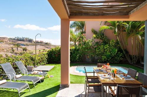 Photo 2 - Maison de 2 chambres à San Bartolomé de Tirajana avec piscine privée et vues à la mer