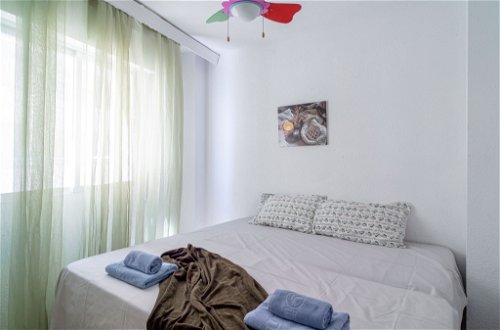 Foto 12 - Appartamento con 3 camere da letto a Almuñécar con terrazza e vista mare