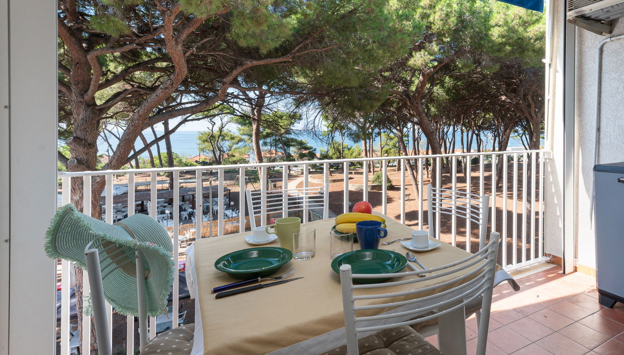 Appartement de 1 chambre à Follonica avec terrasse - Photo 1