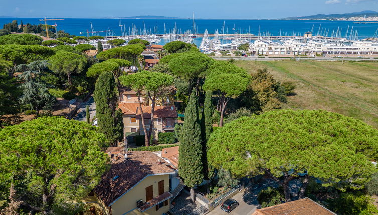 Foto 1 - Apartamento de 2 quartos em Itália com jardim e vistas do mar