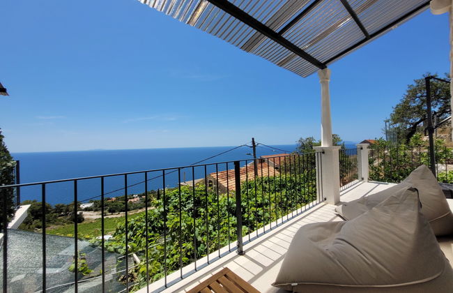 Apartamento de 3 quartos em Hvar com terraço e banheira de hidromassagem - Foto 1