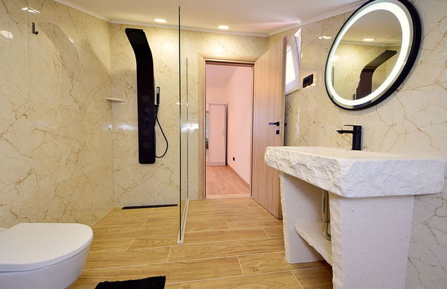 Apartamento de 3 quartos em Hvar com terraço e banheira de hidromassagem - Foto 17