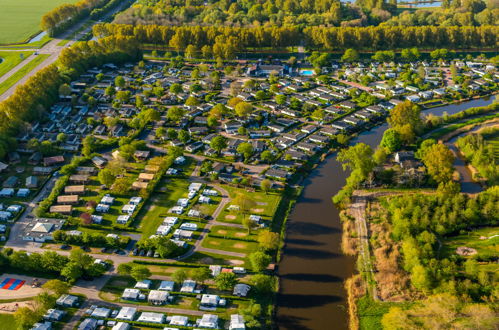 Foto 9 - Haus mit 2 Schlafzimmern in Noord-Scharwoude mit schwimmbad und garten