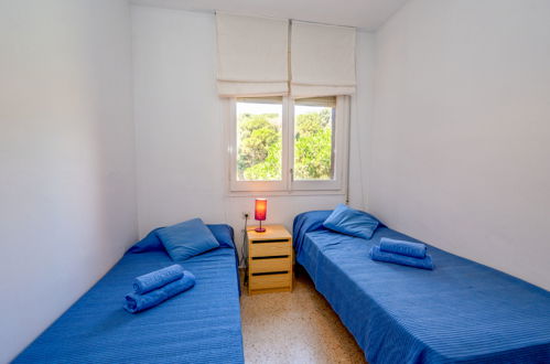 Foto 19 - Appartamento con 2 camere da letto a Sant Vicenç de Montalt con piscina e vista mare