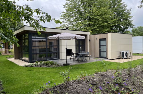 Photo 4 - Maison de 2 chambres à Kaatsheuvel avec piscine et terrasse