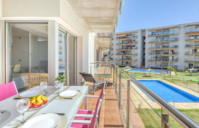 Apartamento de 3 quartos em Roses com piscina e jardim - Foto 1