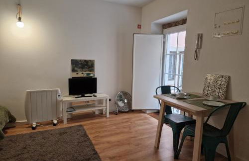 Classic Lisbon Homes: Bright & Central in Belém - Foto 7