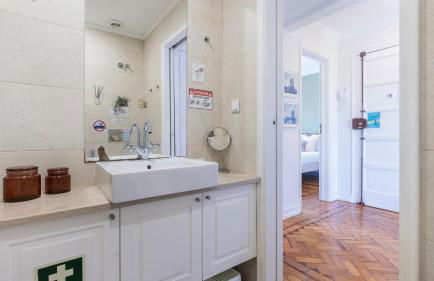 Charming Belém 3BDR Property by LovelyStay - Foto 37