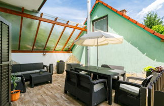 Photo 2 - 3 bedroom House in Balatonlelle with garden and terrace