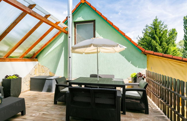 Apartamento de 3 quartos em Balatonlelle com jardim e terraço - Foto 17