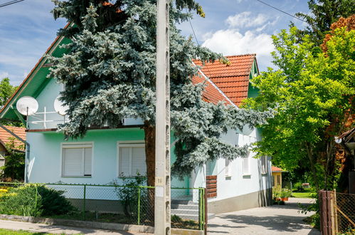 Foto 21 - Casa de 3 quartos em Balatonlelle com jardim e terraço