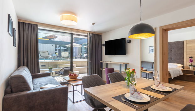 Apartamento de 1 habitación en Piesendorf con piscina y jardín - Foto 2