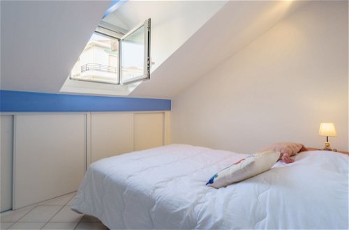 Foto 12 - Appartamento con 1 camera da letto a Saint-Jean-de-Luz con vista mare