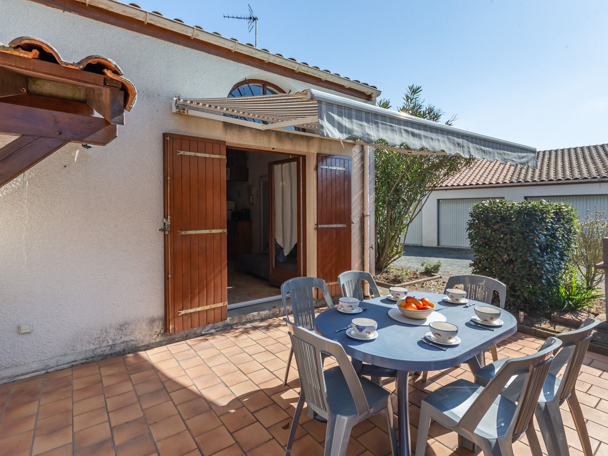 Photo 1 - Maison de 1 chambre à Meschers-sur-Gironde avec terrasse et vues à la mer