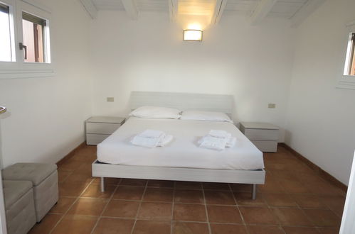 Foto 4 - Appartamento con 2 camere da letto a San Teodoro con terrazza