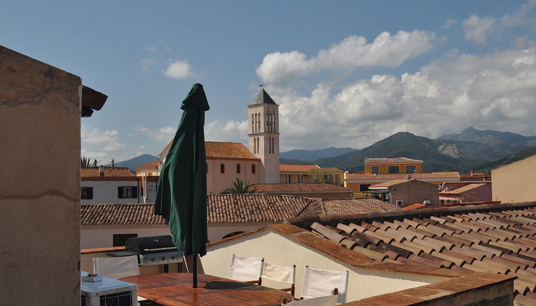 Foto 1 - Appartamento con 2 camere da letto a San Teodoro con terrazza e vista mare