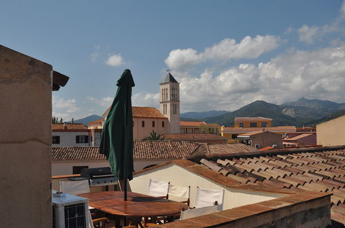 Photo 1 - Appartement de 2 chambres à San Teodoro avec terrasse