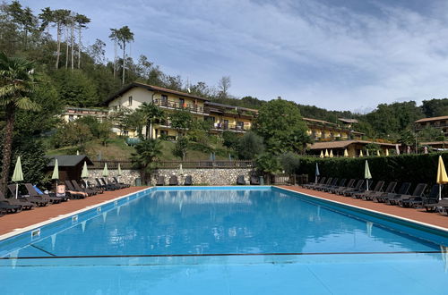 Photo 16 - Appartement de 2 chambres à Tremosine sul Garda avec piscine et jardin