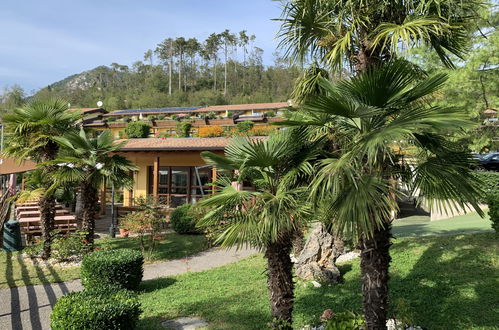 Photo 23 - Appartement de 2 chambres à Tremosine sul Garda avec piscine et jardin