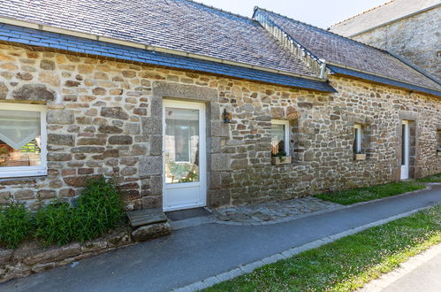 Photo 17 - Maison de 2 chambres à Coat-Méal avec piscine et jardin