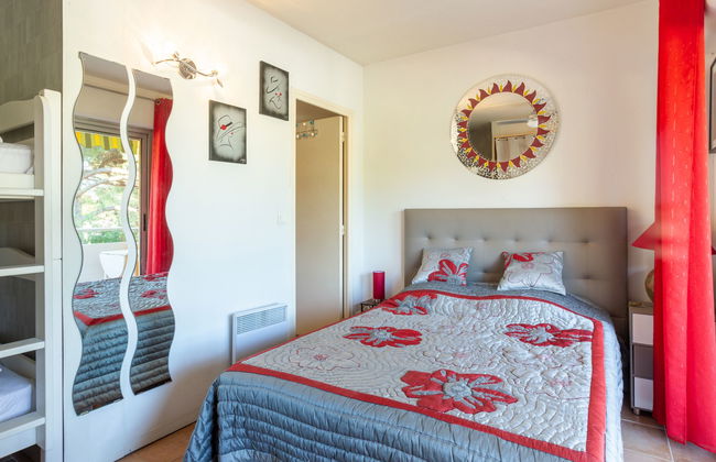 Apartamento de 2 quartos em Le Lavandou com terraço - Foto 14