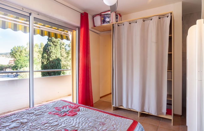 Apartamento de 2 quartos em Le Lavandou com terraço - Foto 15