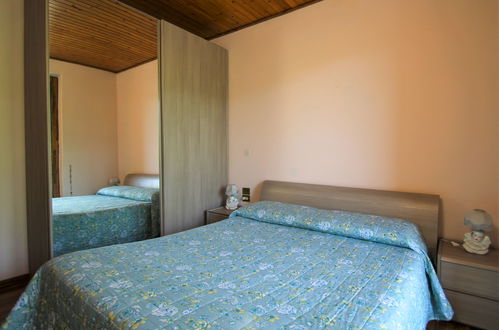 Foto 19 - Appartamento con 2 camere da letto a Luino con terrazza e vista sulle montagne