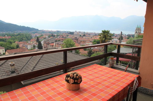 Foto 25 - Appartamento con 2 camere da letto a Luino con terrazza e vista sulle montagne