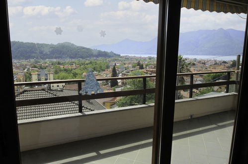 Photo 15 - 2 bedroom Apartment in Luino with garden and terrace