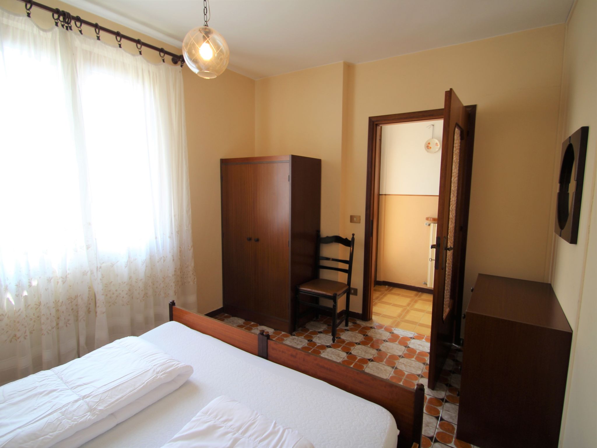 Foto 13 - Appartamento con 3 camere da letto a Tignale con vista sulle montagne