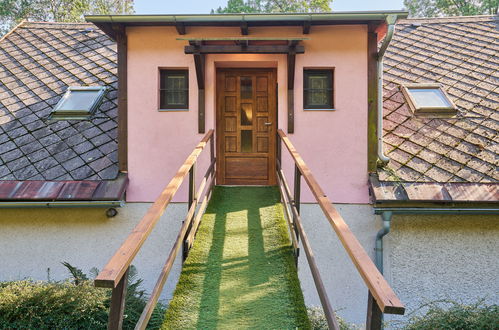 Photo 36 - Appartement en Stárkov avec piscine et jardin