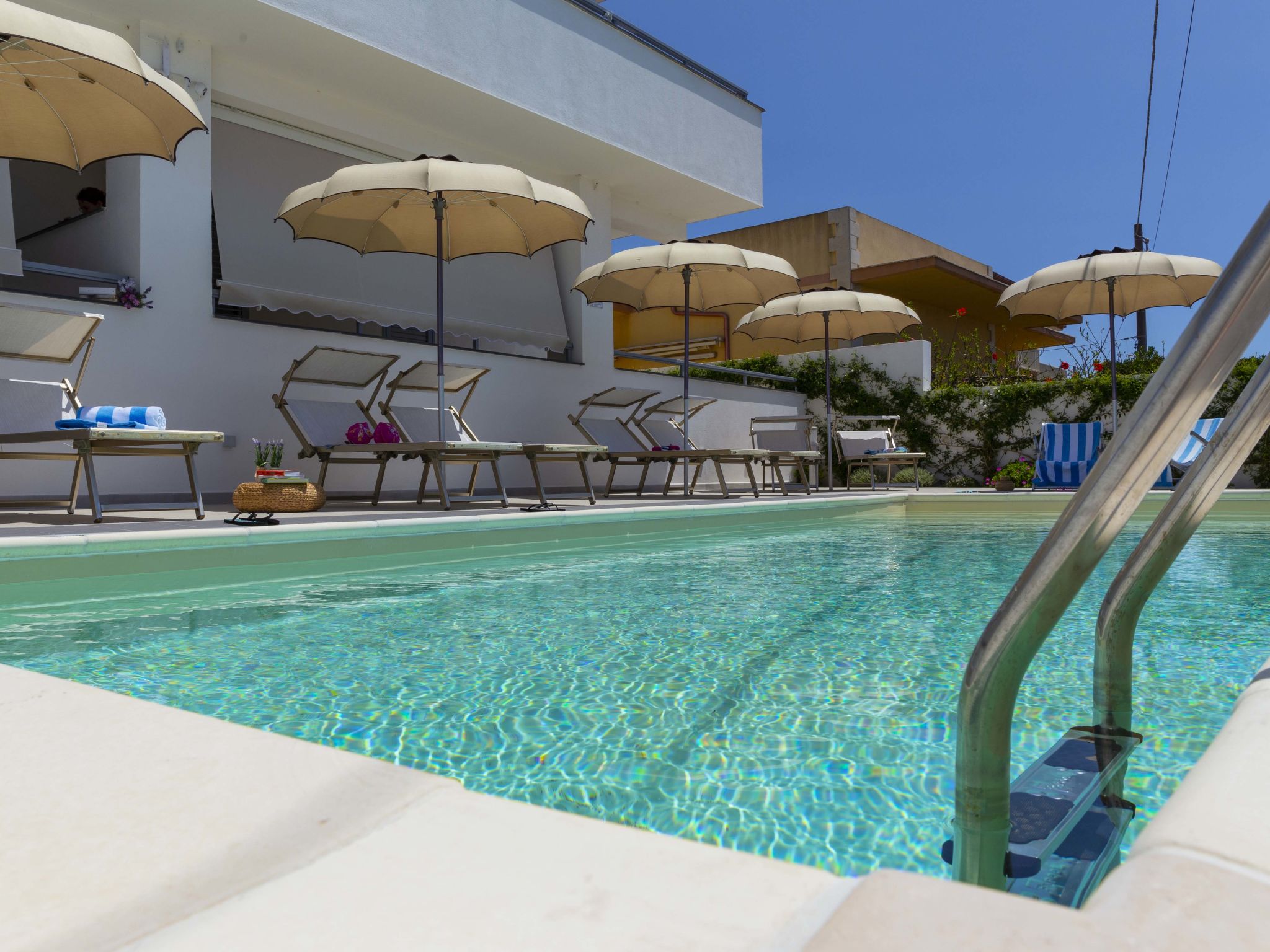 Foto 1 - Apartamento de 1 habitación en Scicli con piscina y vistas al mar