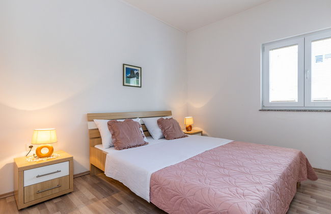 1 bedroom Apartment in Jasenice with swimming pool and garden - Photo 5