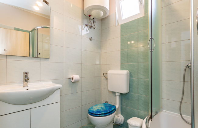 1 bedroom Apartment in Jasenice with swimming pool and garden - Photo 17