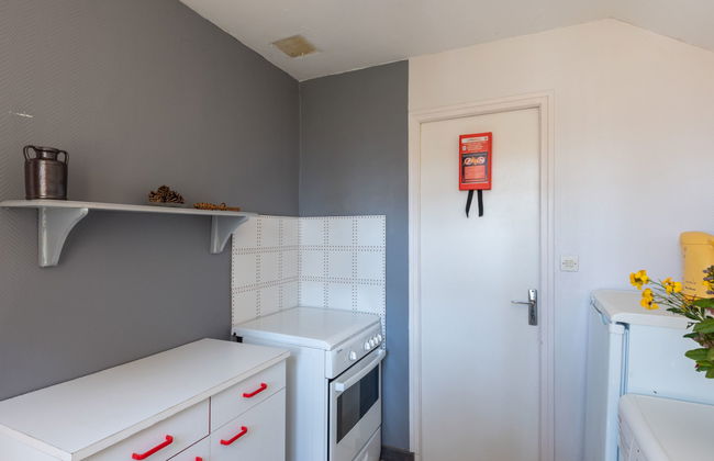 Casa de 3 quartos em Saint-Germain-sur-Ay com jardim e terraço - Foto 7