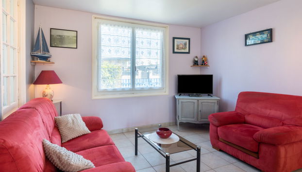 Casa de 3 quartos em Saint-Germain-sur-Ay com jardim e terraço - Foto 3