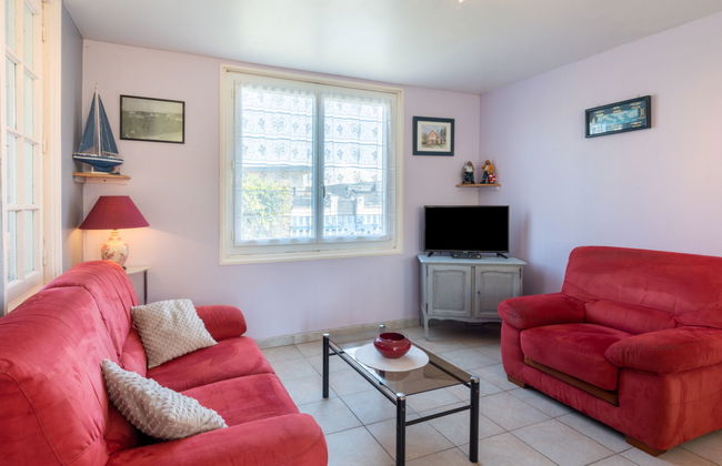Casa de 3 quartos em Saint-Germain-sur-Ay com jardim e terraço - Foto 3