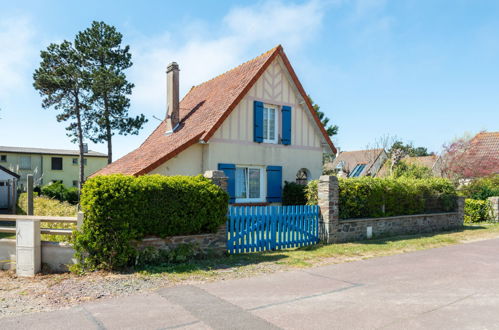 Foto 2 - Casa de 2 habitaciones en Saint-Germain-sur-Ay con terraza y vistas al mar
