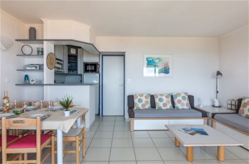 Photo 11 - Appartement de 2 chambres à Saint-Raphaël avec piscine et vues à la mer
