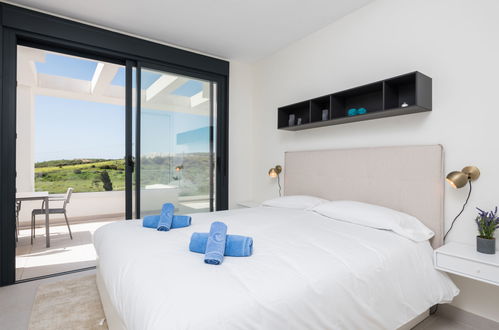 Foto 5 - Appartamento con 3 camere da letto a Estepona con piscina e vista mare