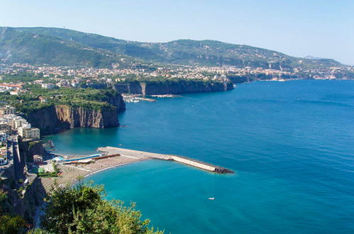 Photo 19 - Appartement de 1 chambre à Sorrente avec vues à la mer