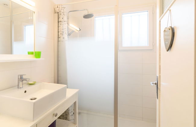 Casa de 4 quartos em Arès com piscina privada e jardim - Foto 18