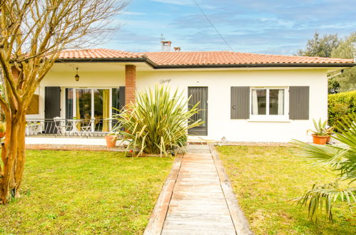 Foto 30 - Casa con 3 camere da letto a Arès con piscina privata e giardino