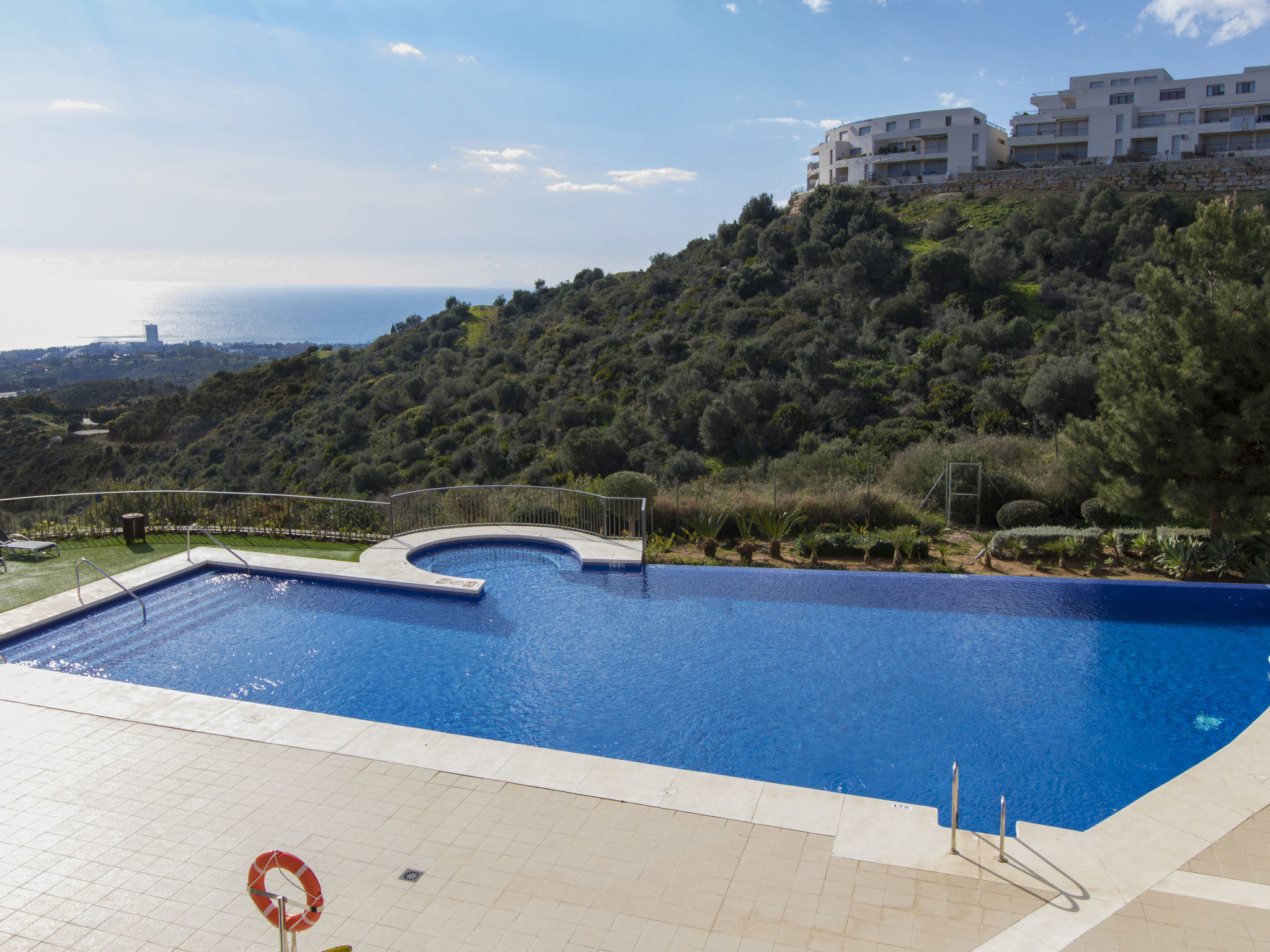 Foto 22 - Apartamento de 1 habitación en Marbella con piscina y vistas al mar