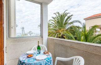 Foto 1 - Apartment in Saint-Cyr-sur-Mer mit terrasse