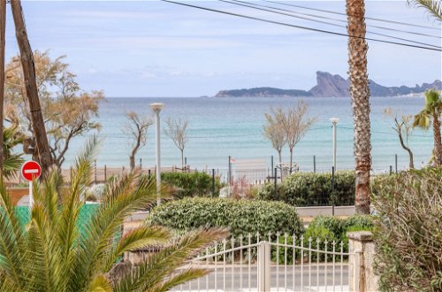Foto 17 - Apartamento en Saint-Cyr-sur-Mer con terraza y vistas al mar