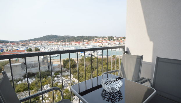 Apartamento de 2 quartos em Tisno com terraço - Foto 2